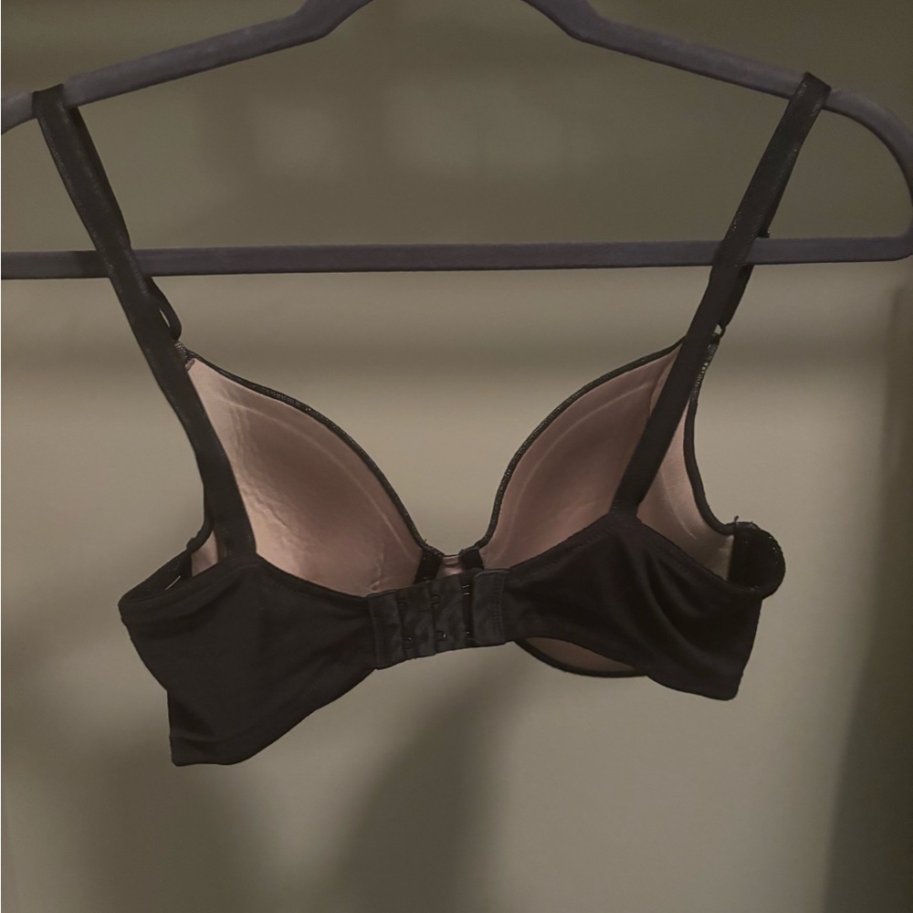 Bra - Picture 2 of 3